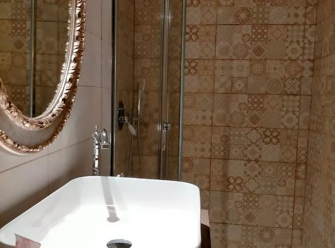 Murantiche Love hotel *