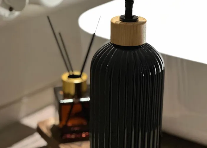 Love hotel Murantiche