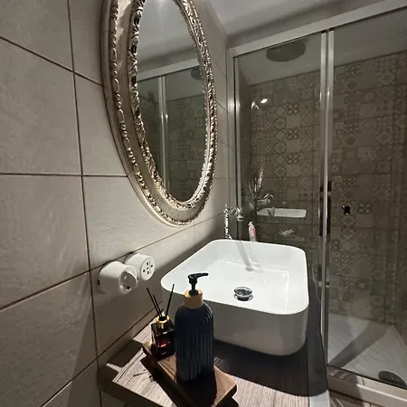 Murantiche 러브호텔 푸티냐노